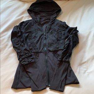 LULULEMON women’s grey reversible jacket.